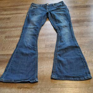 daytrip 32L Dark Wash Jeans Capricorn Kick Flare Bootcut Bell Bottom